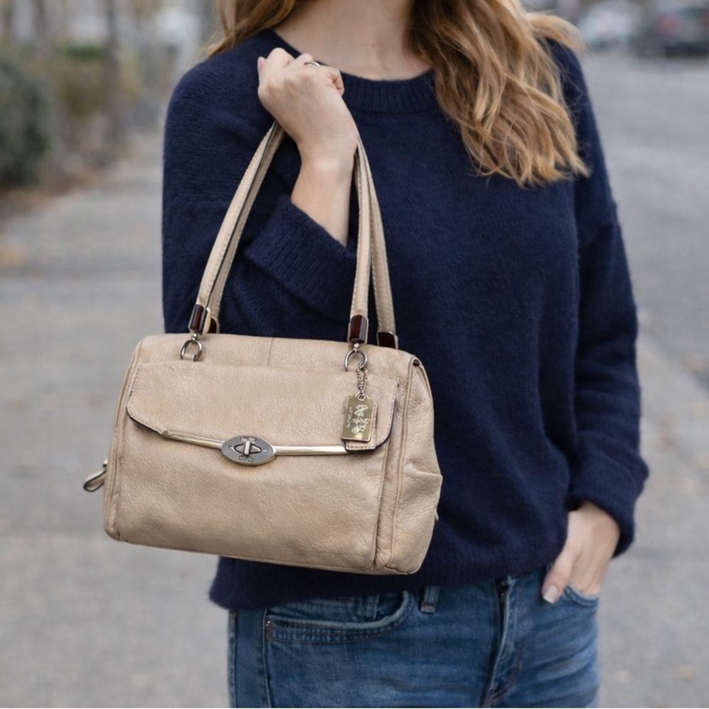 Coach Beige Bag with Strap and Dust Bag - Picture 2 of 11